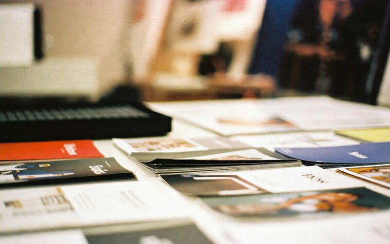 Réalisations print brochures flyers supports communication
