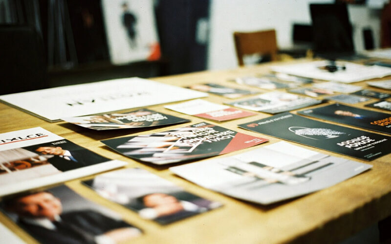 Réalisations print brochures flyers supports communication